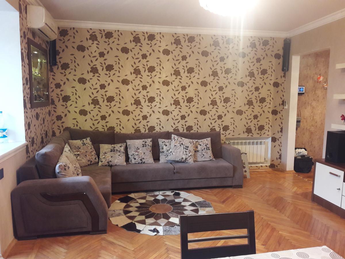 Comfortable, Close Center Baku Exterior foto